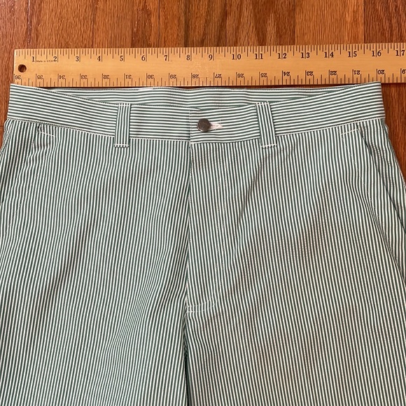 Callaway Mens Size 32 Green White Striped Lightweight Golf Shorts - Picture 5 of 12